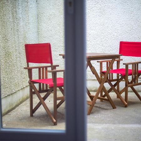 Tenby Town Centre Romantic Retreat Apartment For 2 Eksteriør bilde