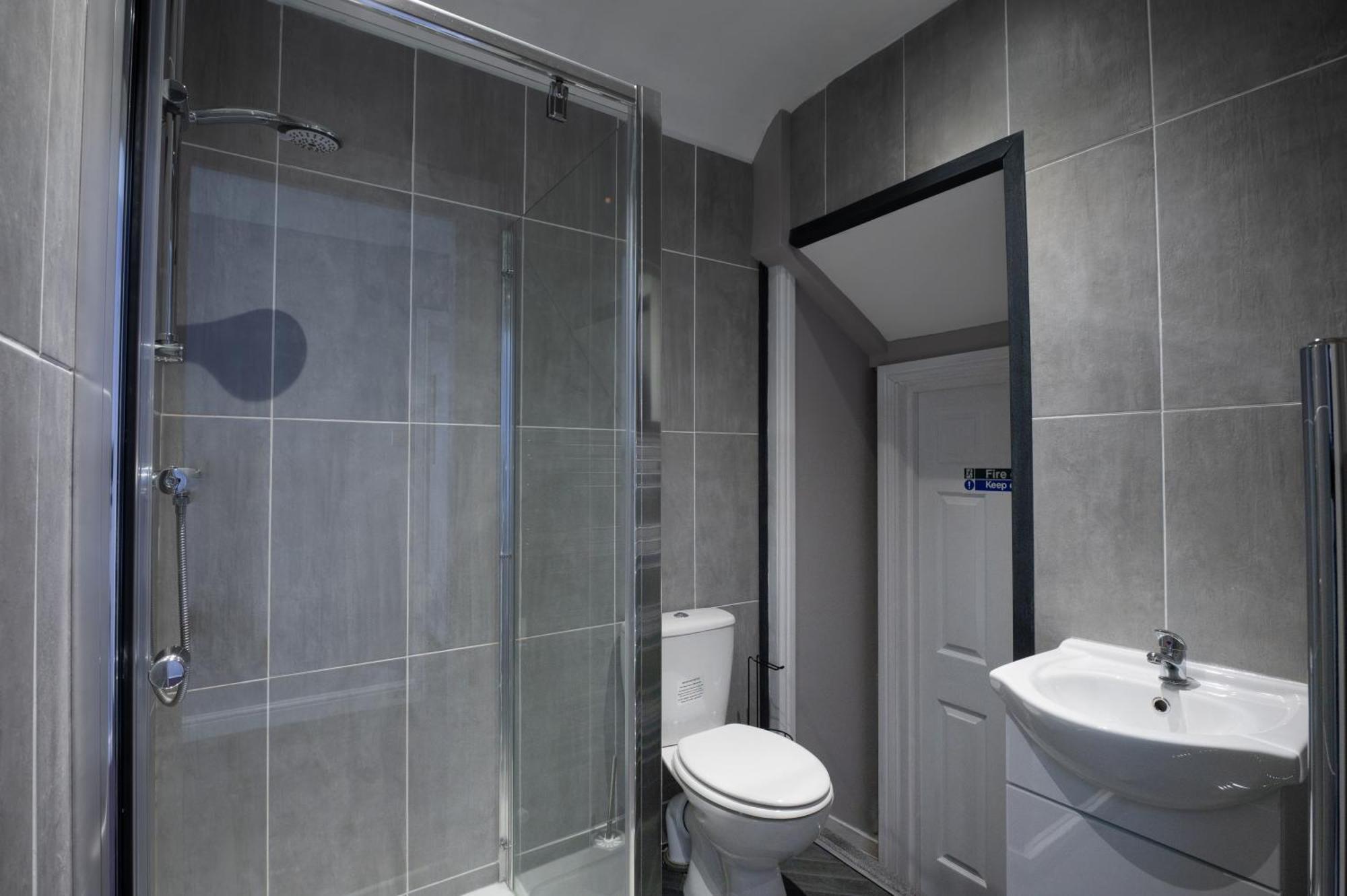 Tenby Town Centre Romantic Retreat Apartment For 2 Eksteriør bilde